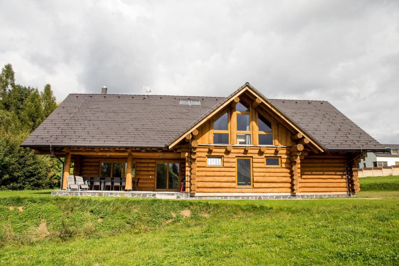 Вилла Luxusni Srub Az 24 Luzek - Sruby-Lipno Фримбурк Экстерьер фото