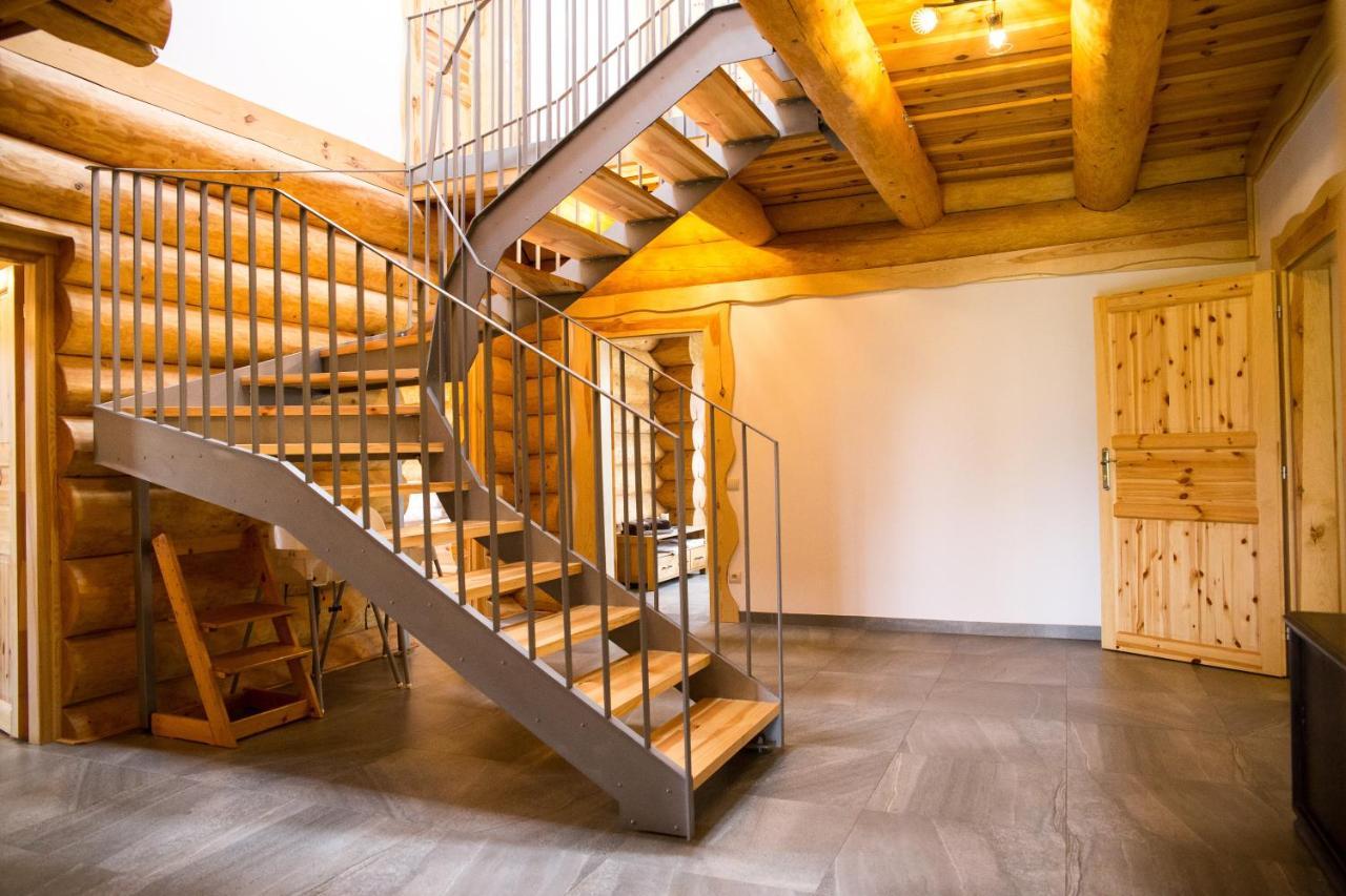 Вилла Luxusni Srub Az 24 Luzek - Sruby-Lipno Фримбурк Экстерьер фото